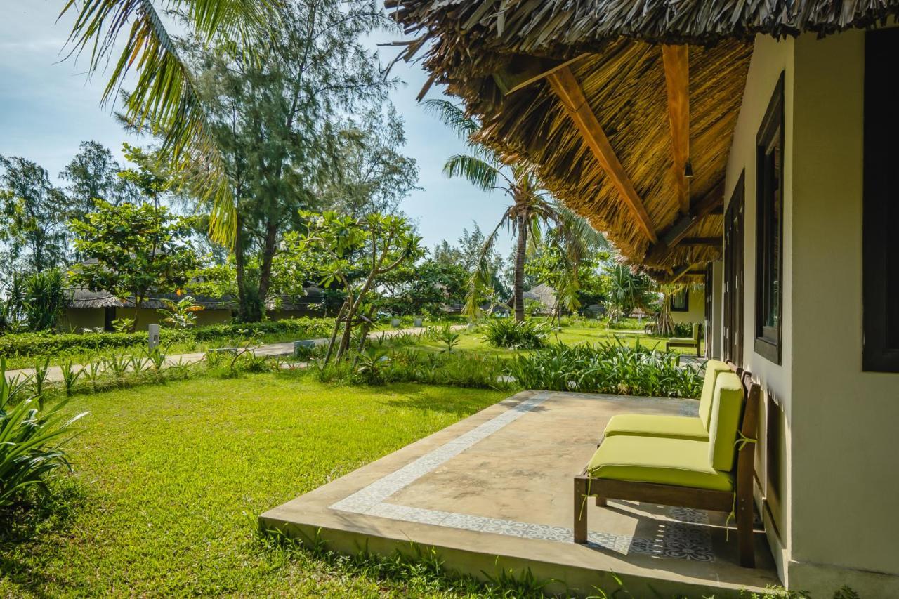 Crown Retreat Quy Nhon Resort Exterior photo