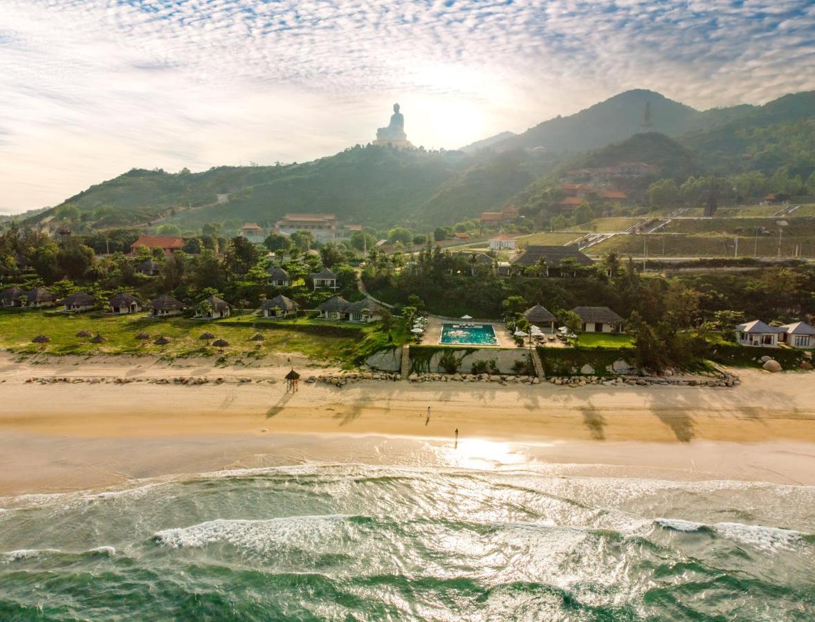 Crown Retreat Quy Nhon Resort Exterior photo