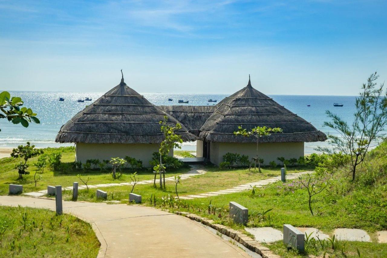 Crown Retreat Quy Nhon Resort Exterior photo