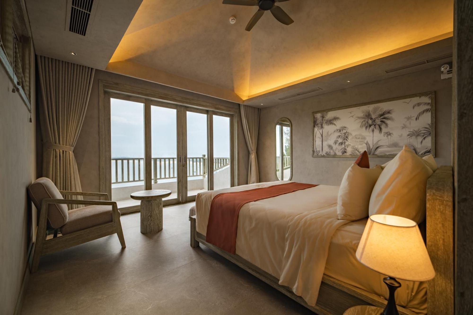 Crown Retreat Quy Nhon Resort Exterior photo
